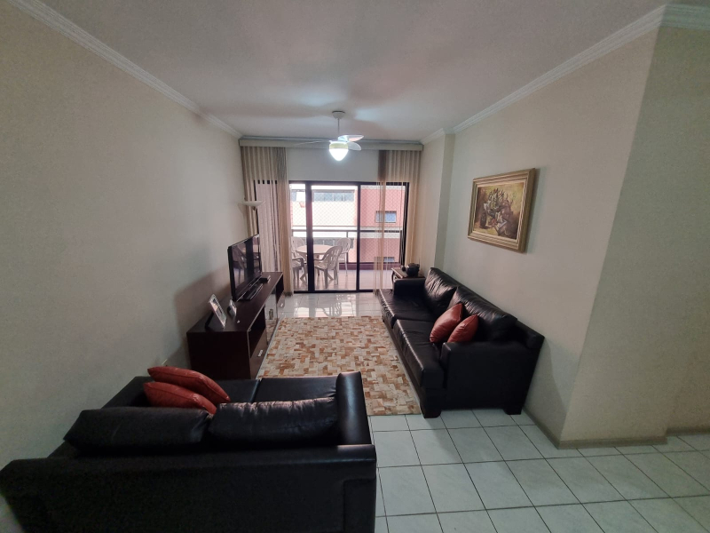 av Almirante Cochrane