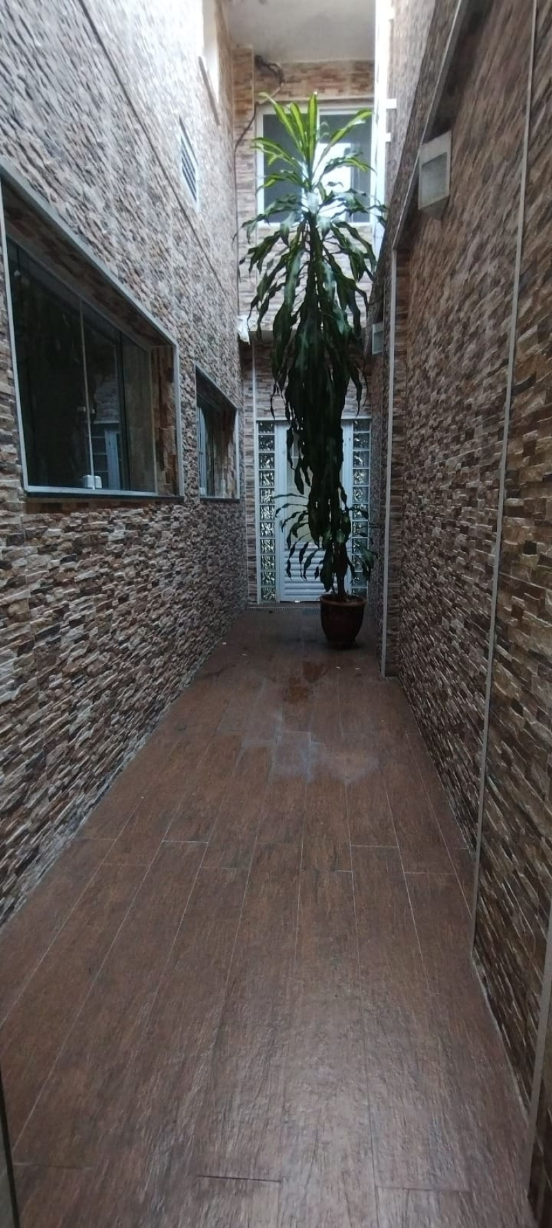 Av Epitácio Pessoa - Santos/SP