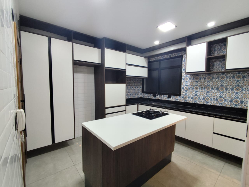  Rua av. dr bernardino de campos - Santos/SP