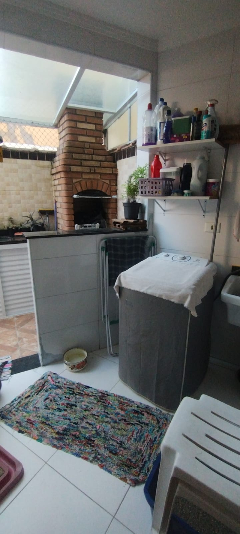  Rua: Dr. Bezerra de menezes - Santos/SP