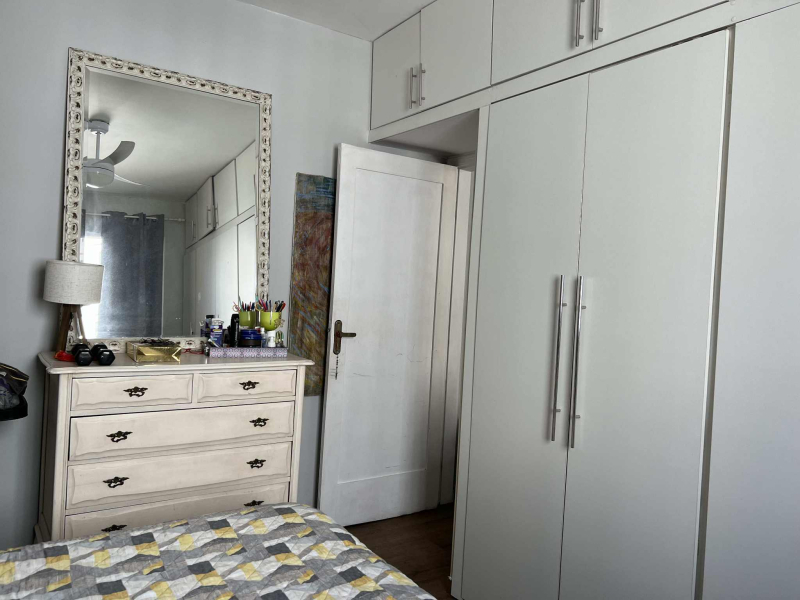 Rua Casper líbero  - Santos/SP